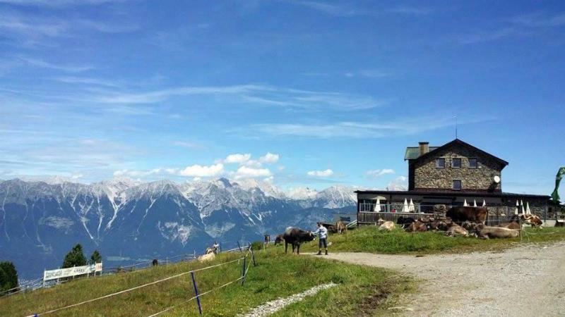 Ferienwohnung-Apartment Monika In Innsbruck-Igls Eksteriør bilde